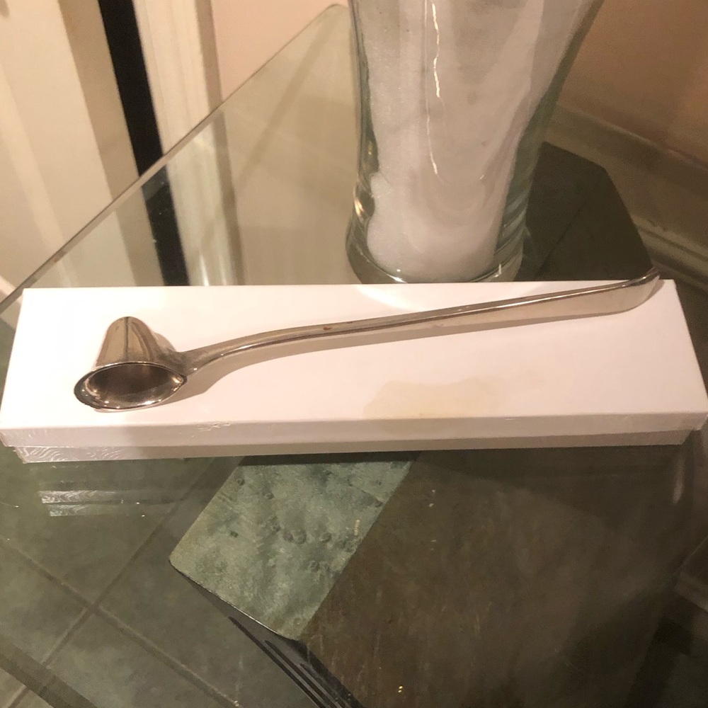 NWOT Silver candle snuffer